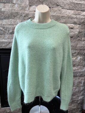 Zara Light Green Crew Neck Sweater